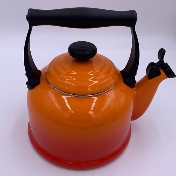 Le Creuset Other - Le Creuset Tea Pot